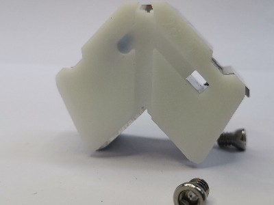 螺絲位注膠角碼，規(guī)格齊全